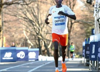 Cheptegei set for marathon debut in Valencia