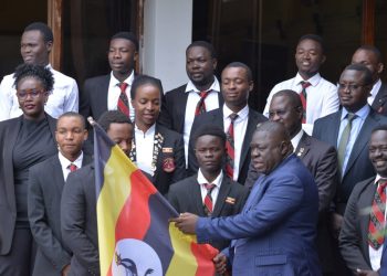 NCS boss Dr Ogwel flags off national golf team ahead of Victoria Cup defence at Entebbe Club